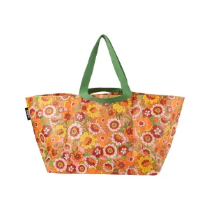 Beach Bag Betty Blooms