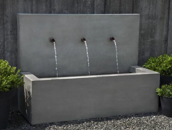 Campania Long Beach Fountain