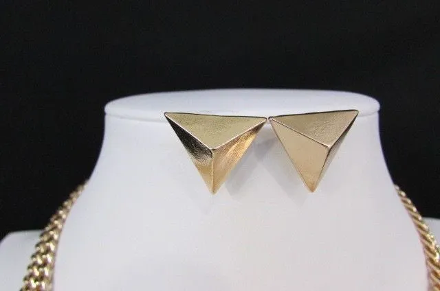 Gold Metal Chains Arrows Strands 14" Necklace Earring Set