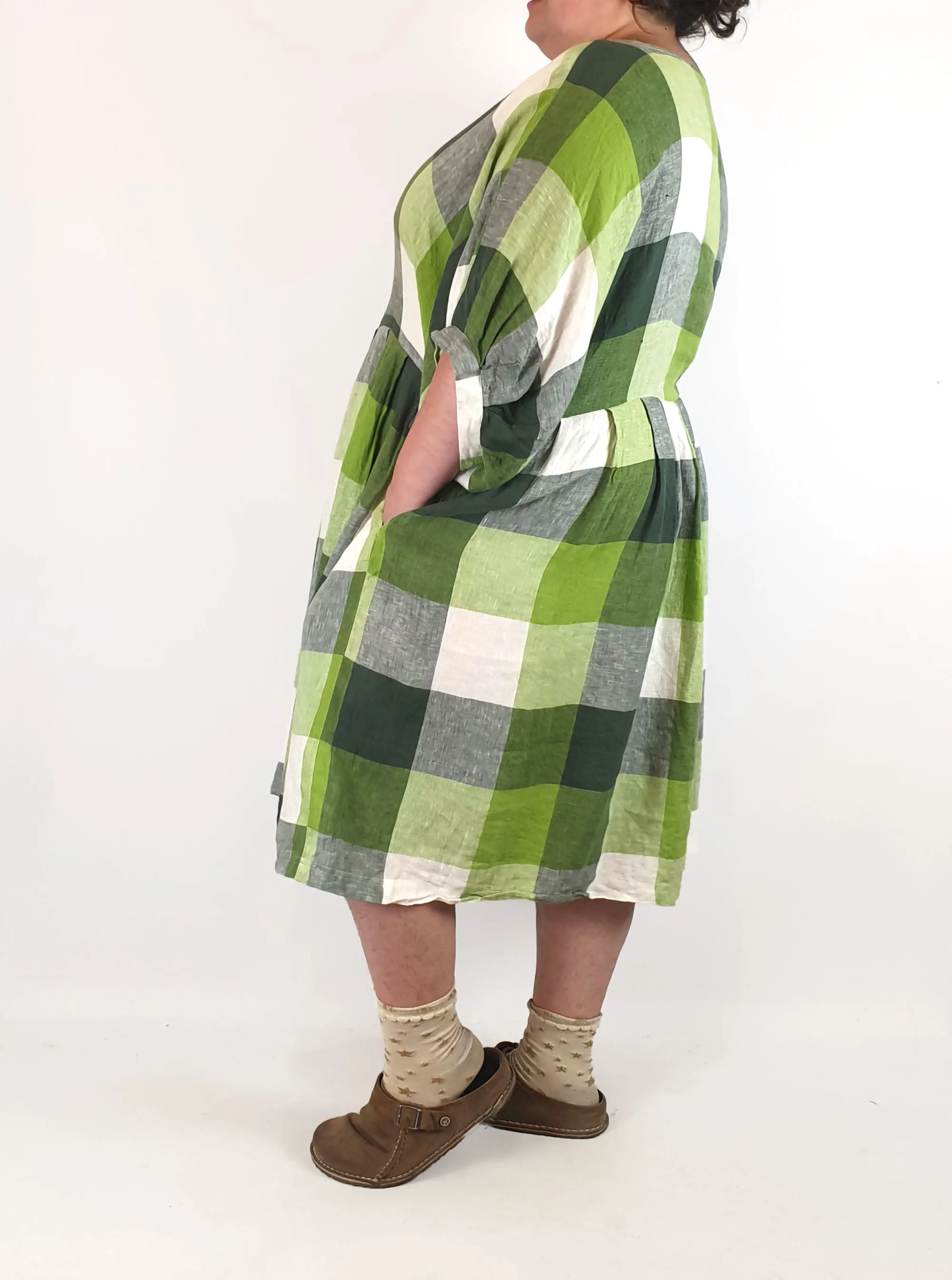 Gorman green linen dress size 20 (from 2023)