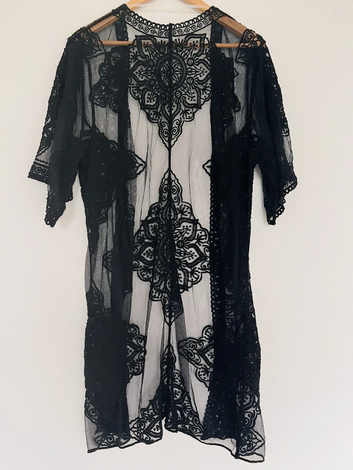 Lace Kimono Layering Cover Up Sz S-M Embroidered Floral Sheer Black Duster Boho