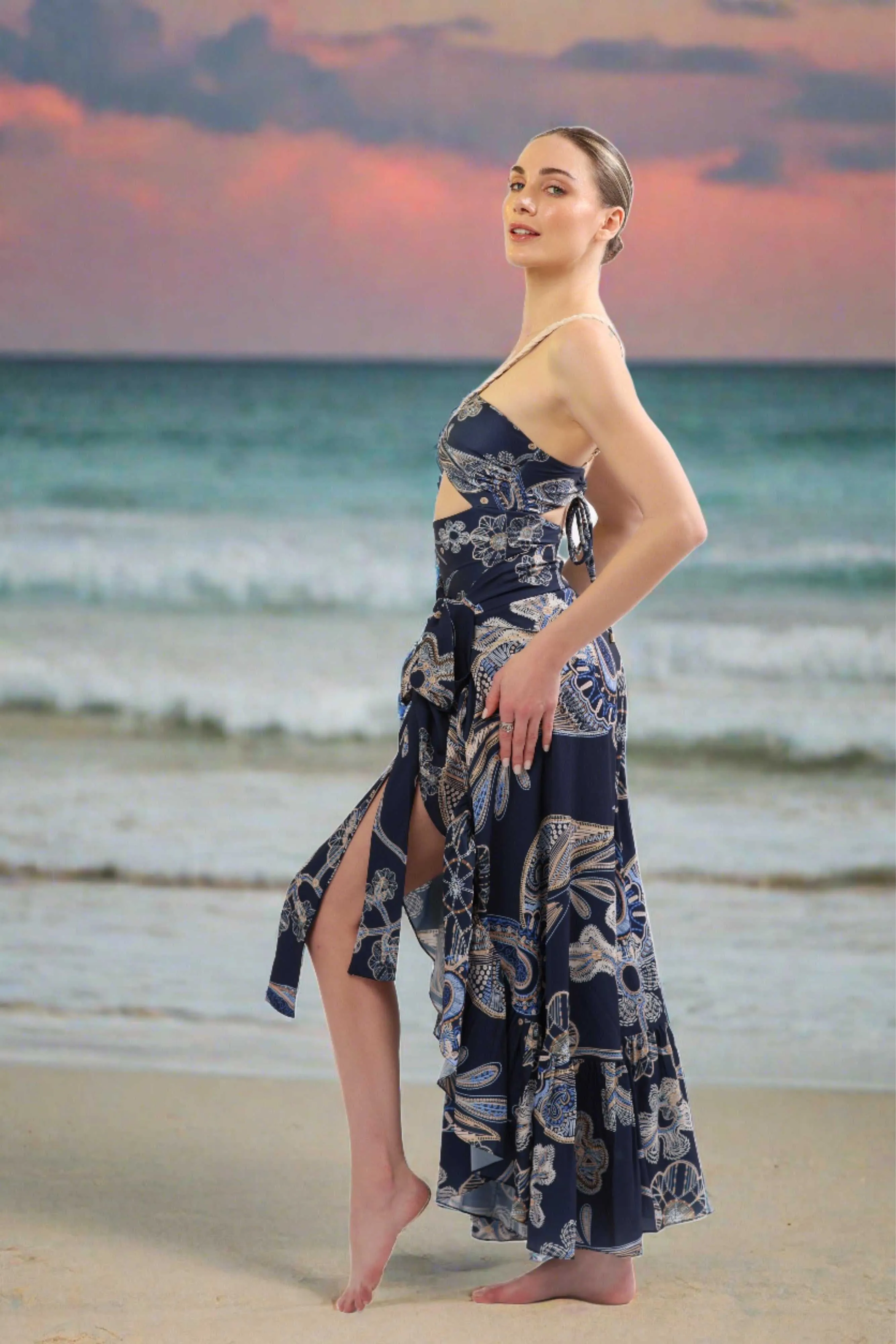 Montecarlo Cover-Up – Luxury Resortwear 2025 in Navy & Gold Print