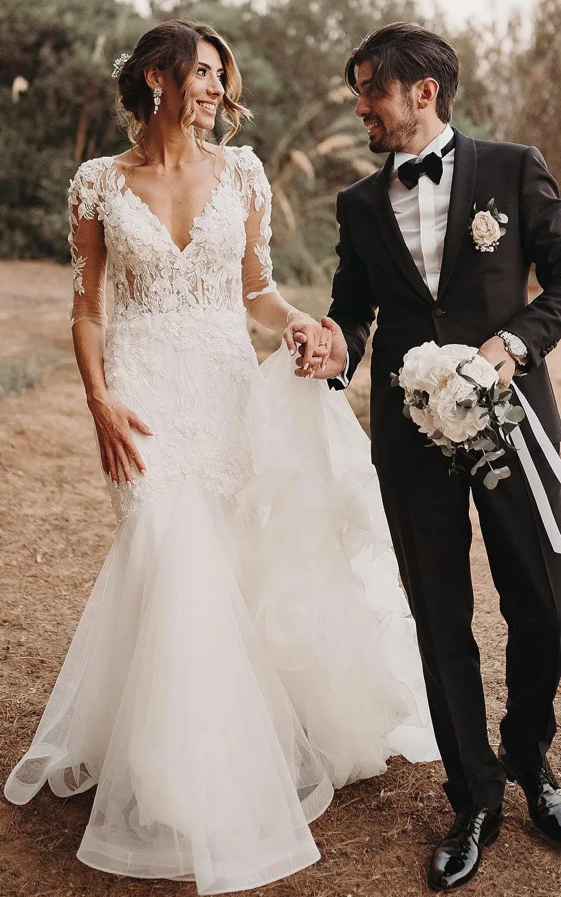 Organza Mermaid V-neck Simple Beach Wedding Dress With Appliques And Illusion Back-716580