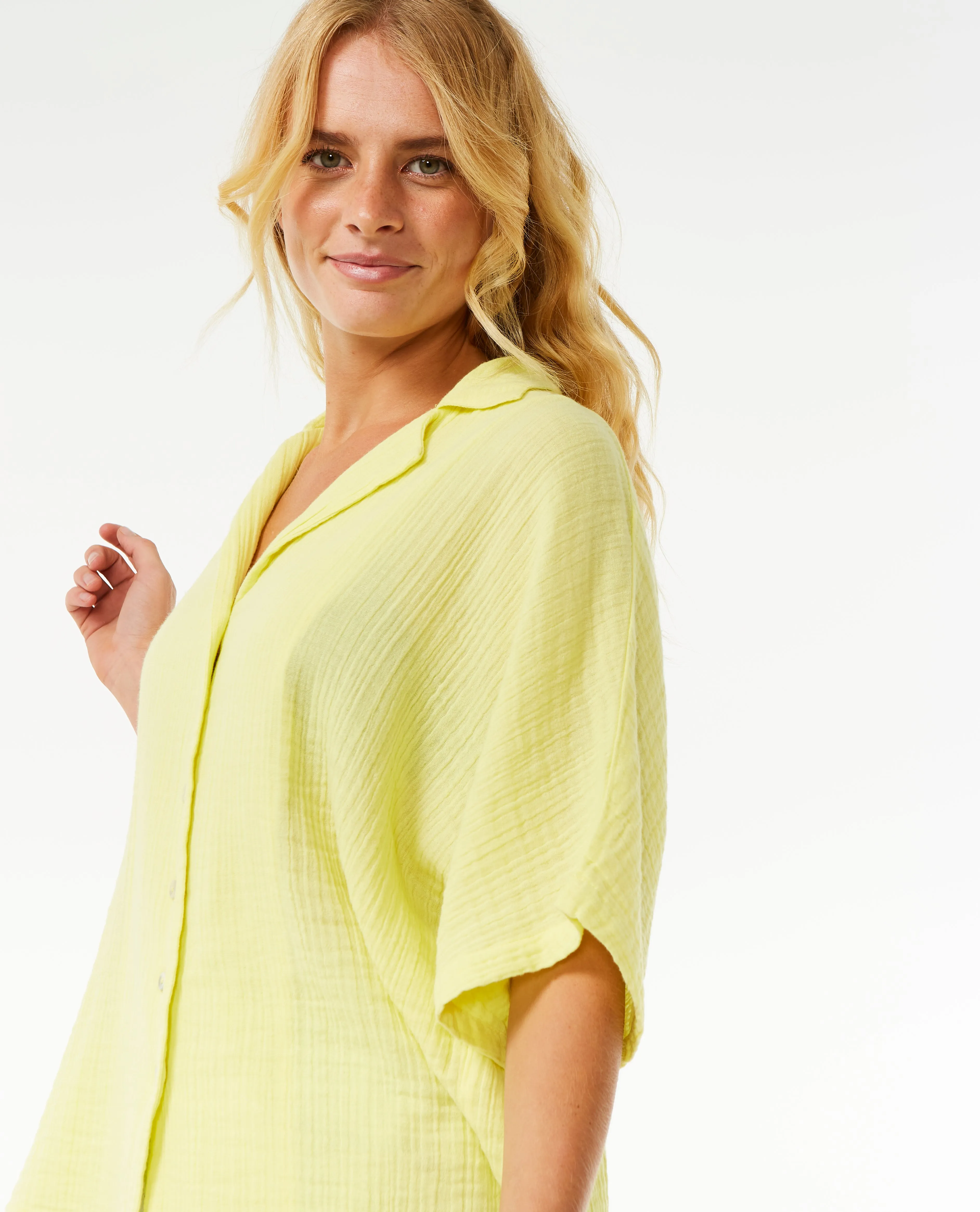 PREMIUM SURF SHORT SLEEVE SHIRT - BRIGHT YELLOW