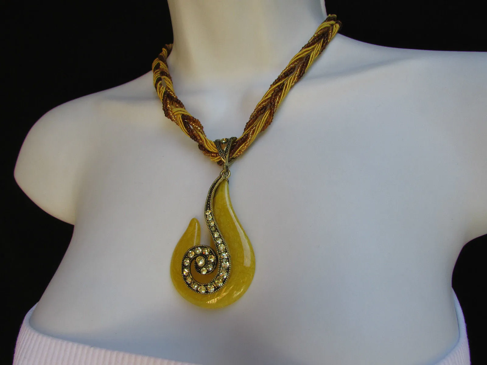 Purple White Yellow Chain Glass Snale Pendant Rhinestones Strands Necklace