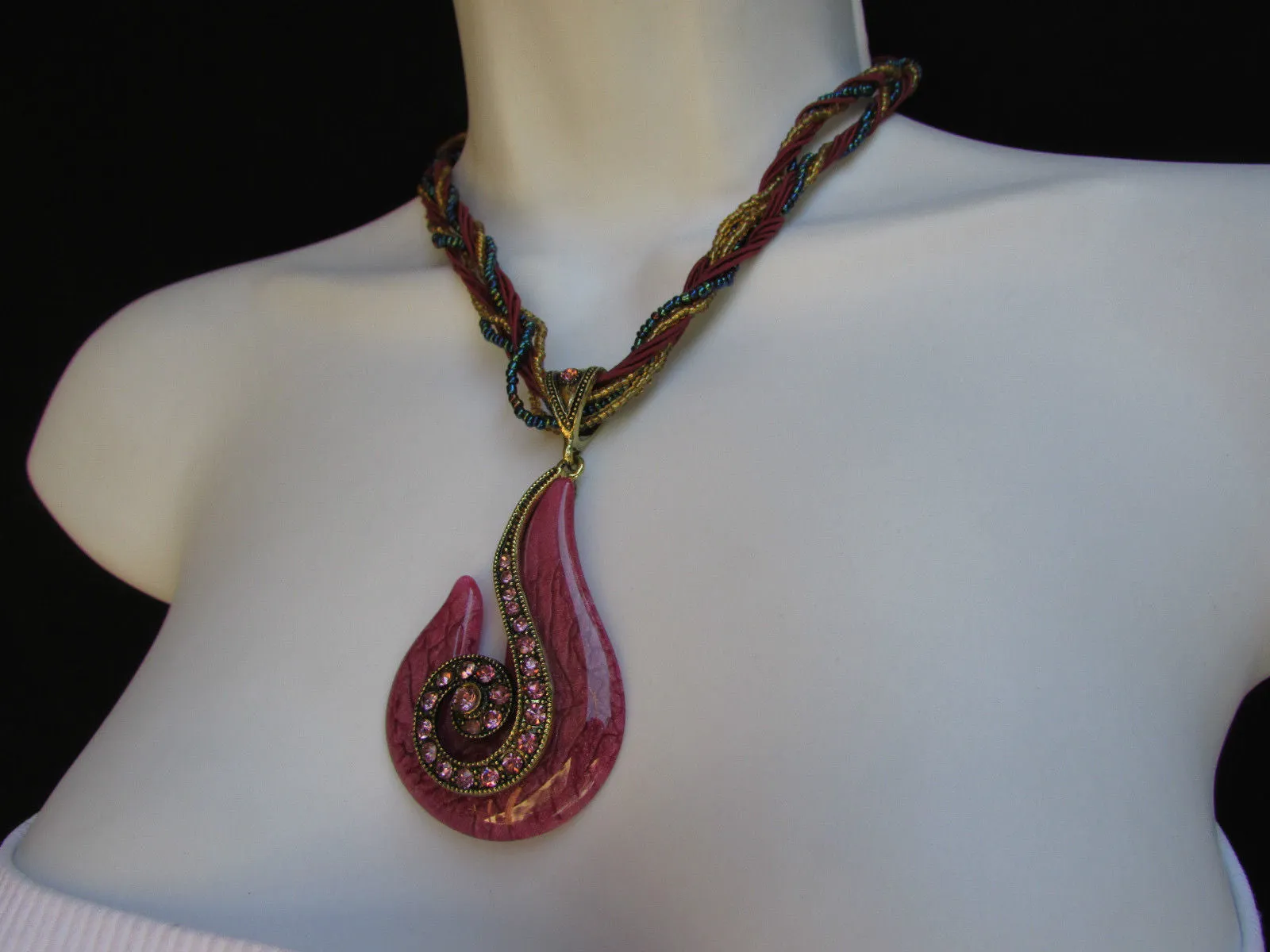 Purple White Yellow Chain Glass Snale Pendant Rhinestones Strands Necklace
