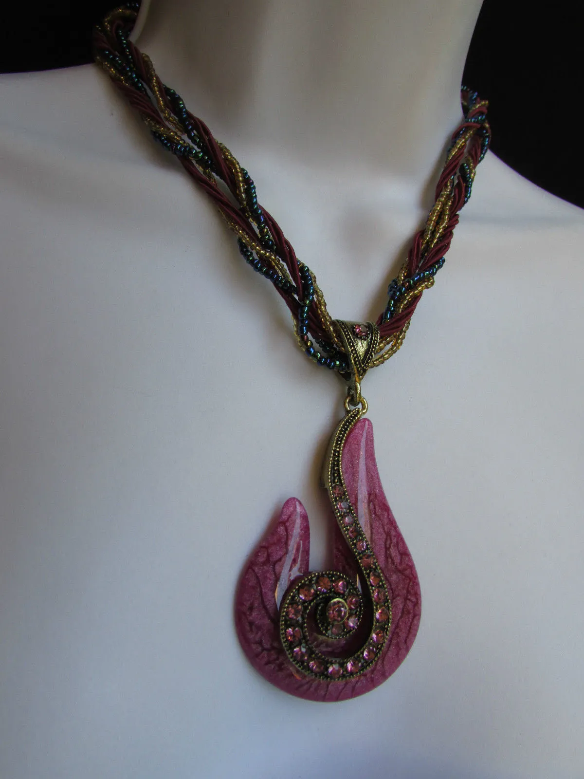 Purple White Yellow Chain Glass Snale Pendant Rhinestones Strands Necklace