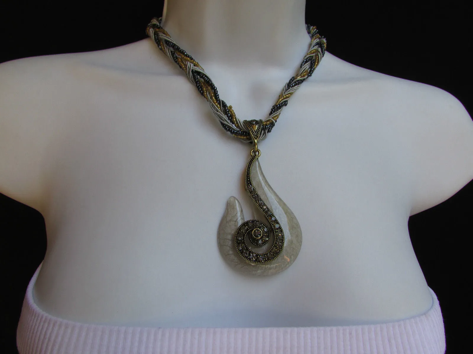 Purple White Yellow Chain Glass Snale Pendant Rhinestones Strands Necklace