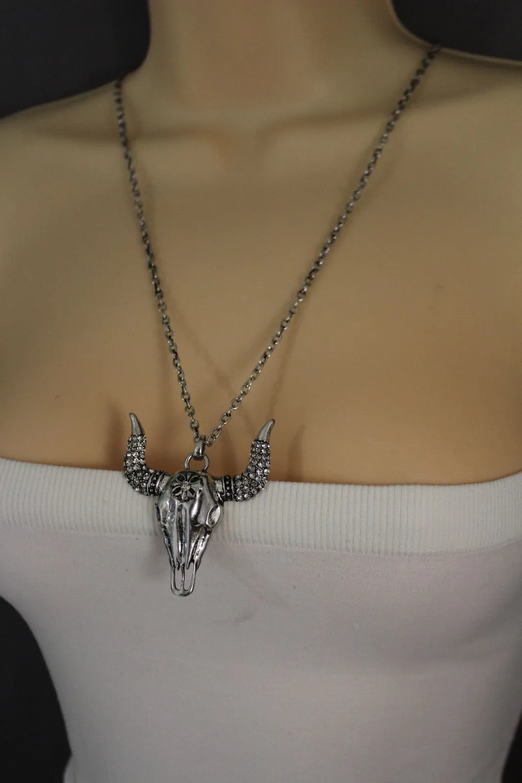 Silver Metal Chain Big Bull Skull Turquoise Blue Bead Skeleton Texas Western Necklace