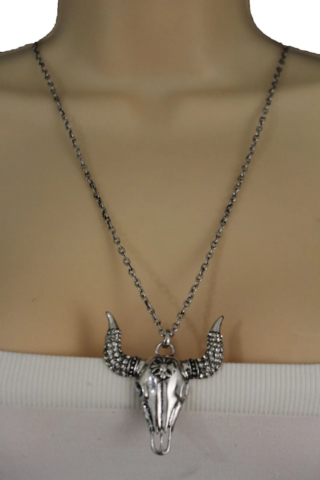 Silver Metal Chain Big Bull Skull Turquoise Blue Bead Skeleton Texas Western Necklace