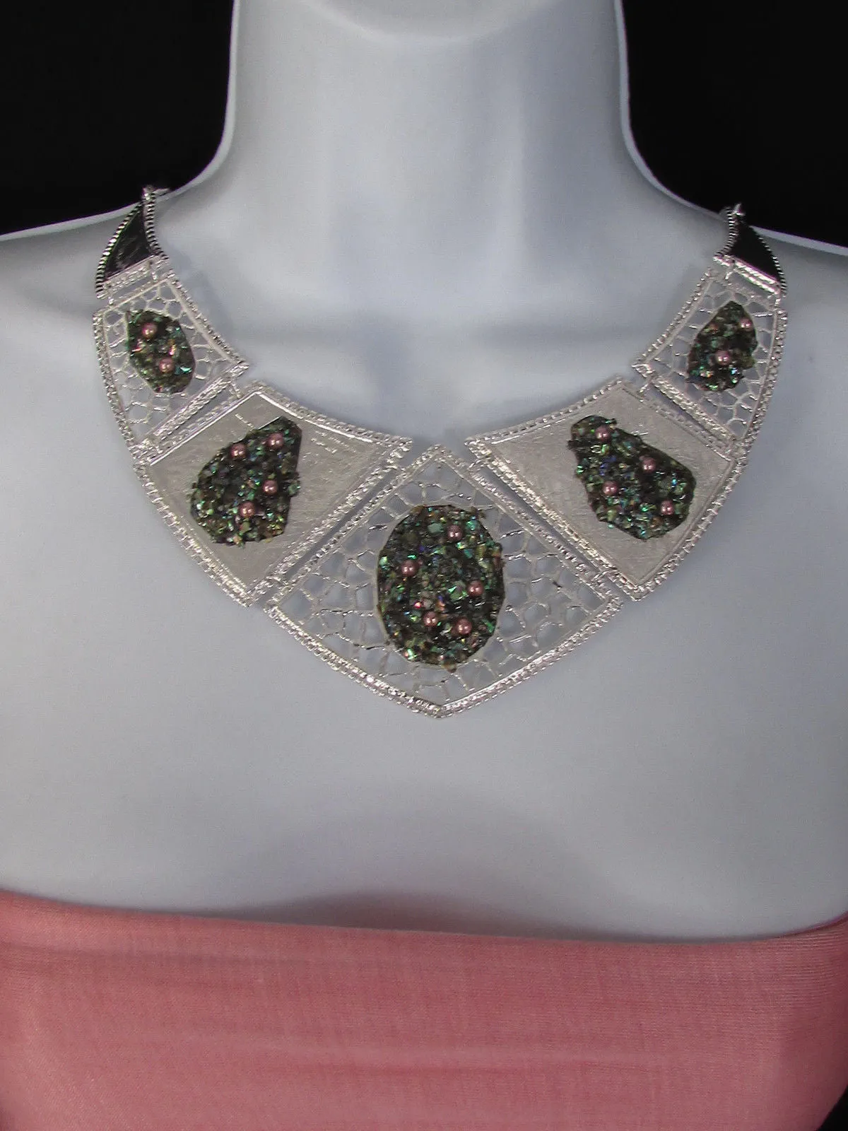 Silver Or Gold Stones Metal Plates Classic Necklace Earrings Set