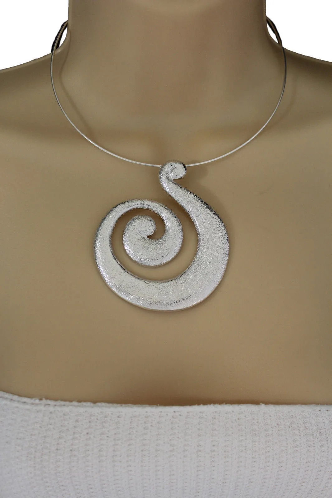 Silver Pewter Black Choker Thin Metal Snail Spin Swirl Charm Necklace Earrings Set