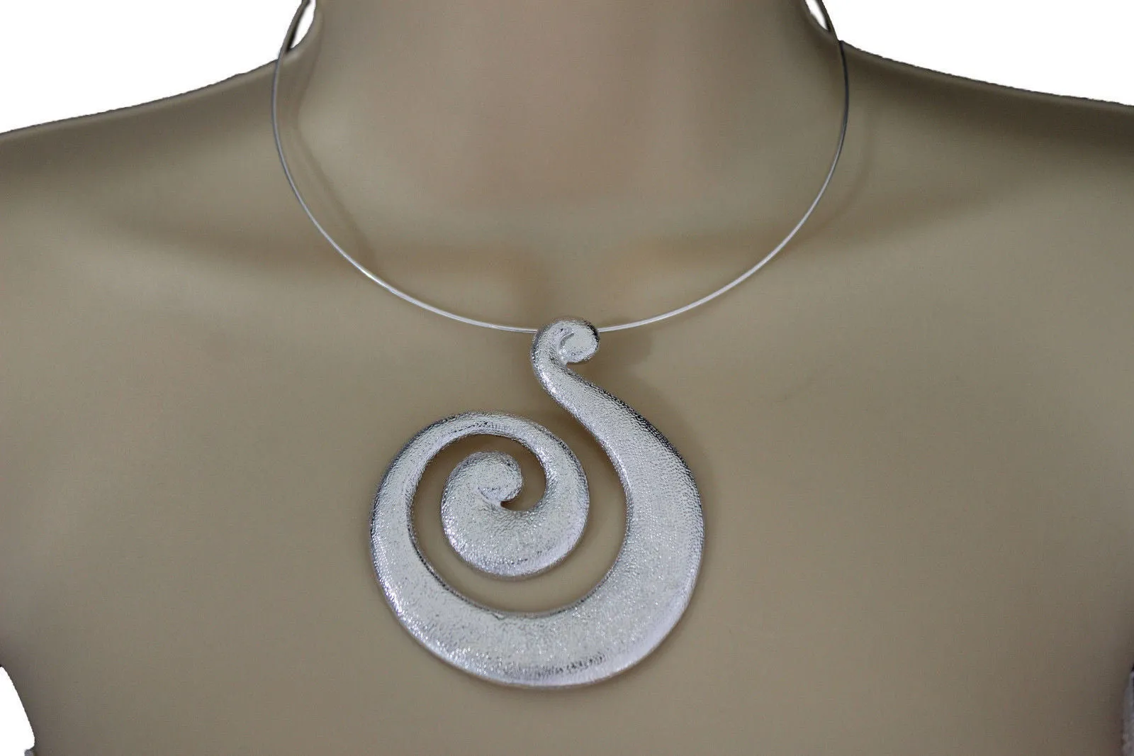 Silver Pewter Black Choker Thin Metal Snail Spin Swirl Charm Necklace Earrings Set