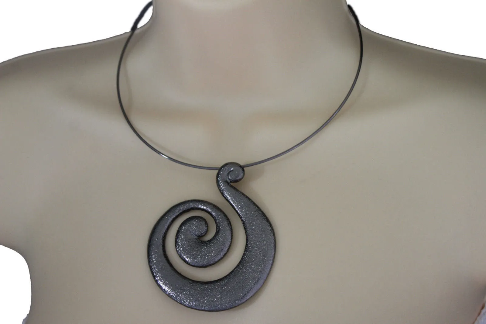 Silver Pewter Black Choker Thin Metal Snail Spin Swirl Charm Necklace Earrings Set