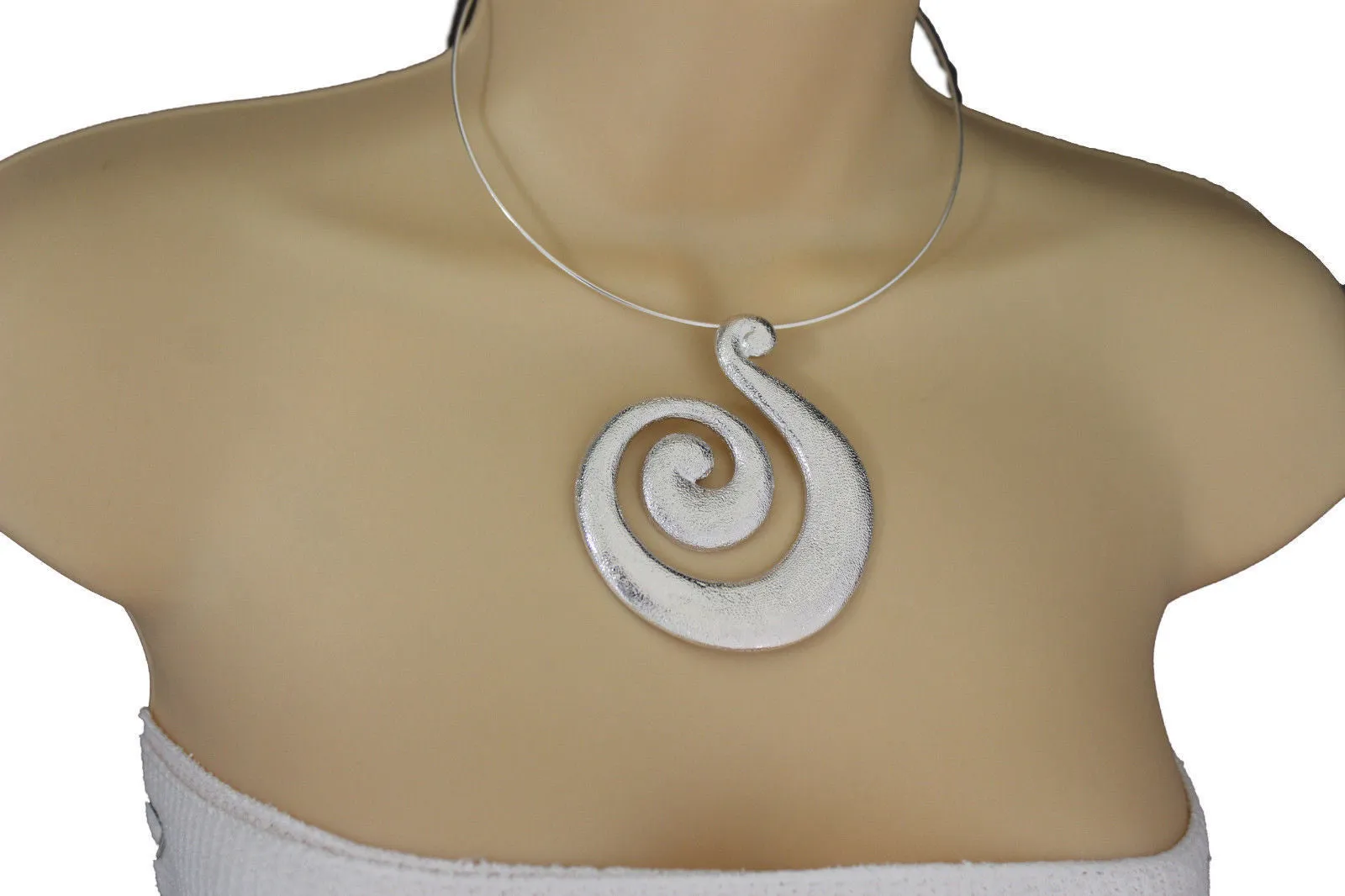 Silver Pewter Black Choker Thin Metal Snail Spin Swirl Charm Necklace Earrings Set