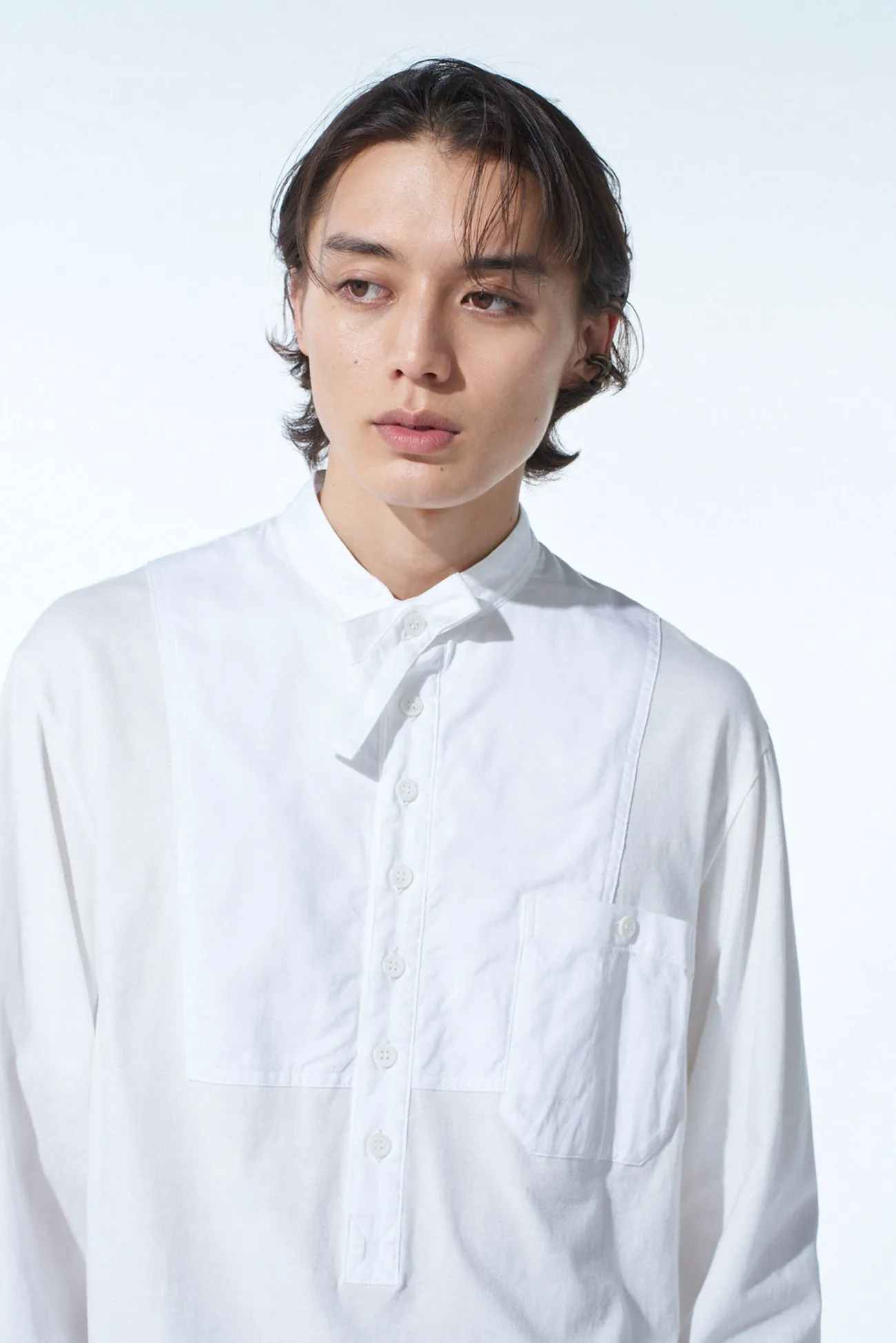 WOVEN AND JERSEY COMBINATIONS STAND COLLAR HENLEY NECK PULLOVER